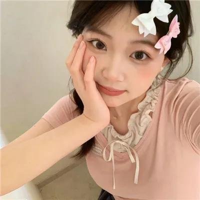 独自在夜晚的海边